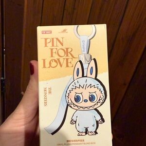Pop Mart Pin for Love Keychain
